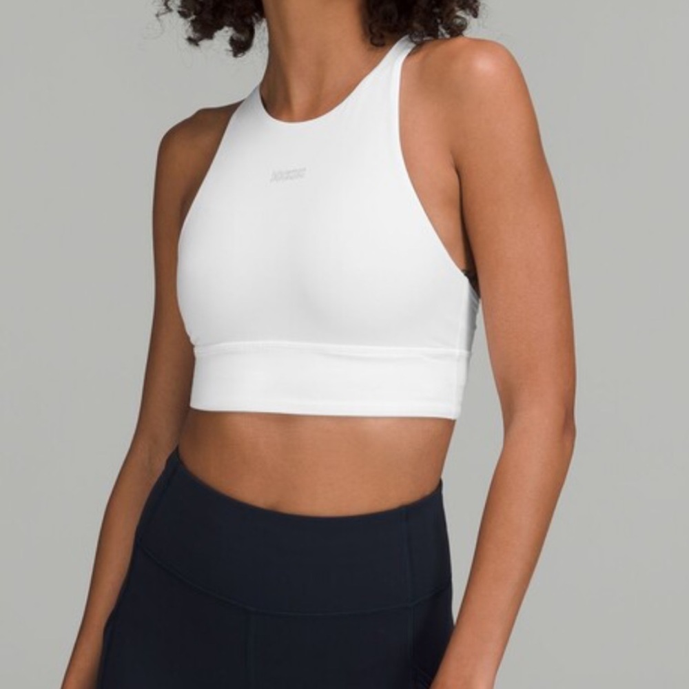 PREOWNED LULULEMON PINK HIGH NECK ENERGY SPORTS BRA. SIZE 8,EXCELLENT CONDITION